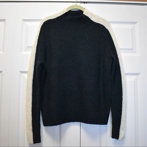 Abercrombie & Fitch- knit turtle neck sweater